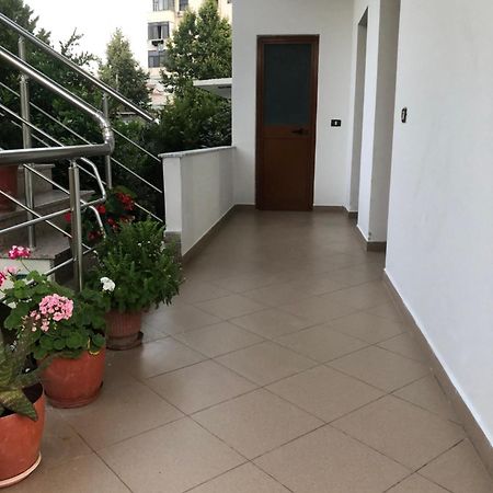 Rooms For Rent Durrës Esterno foto