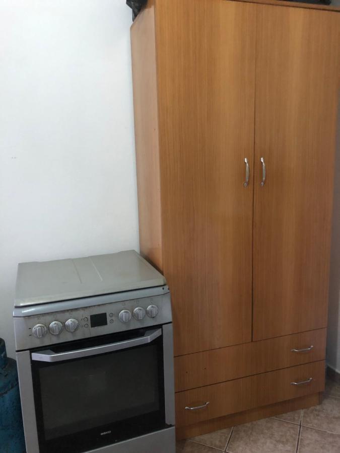 Rooms For Rent Durrës Esterno foto